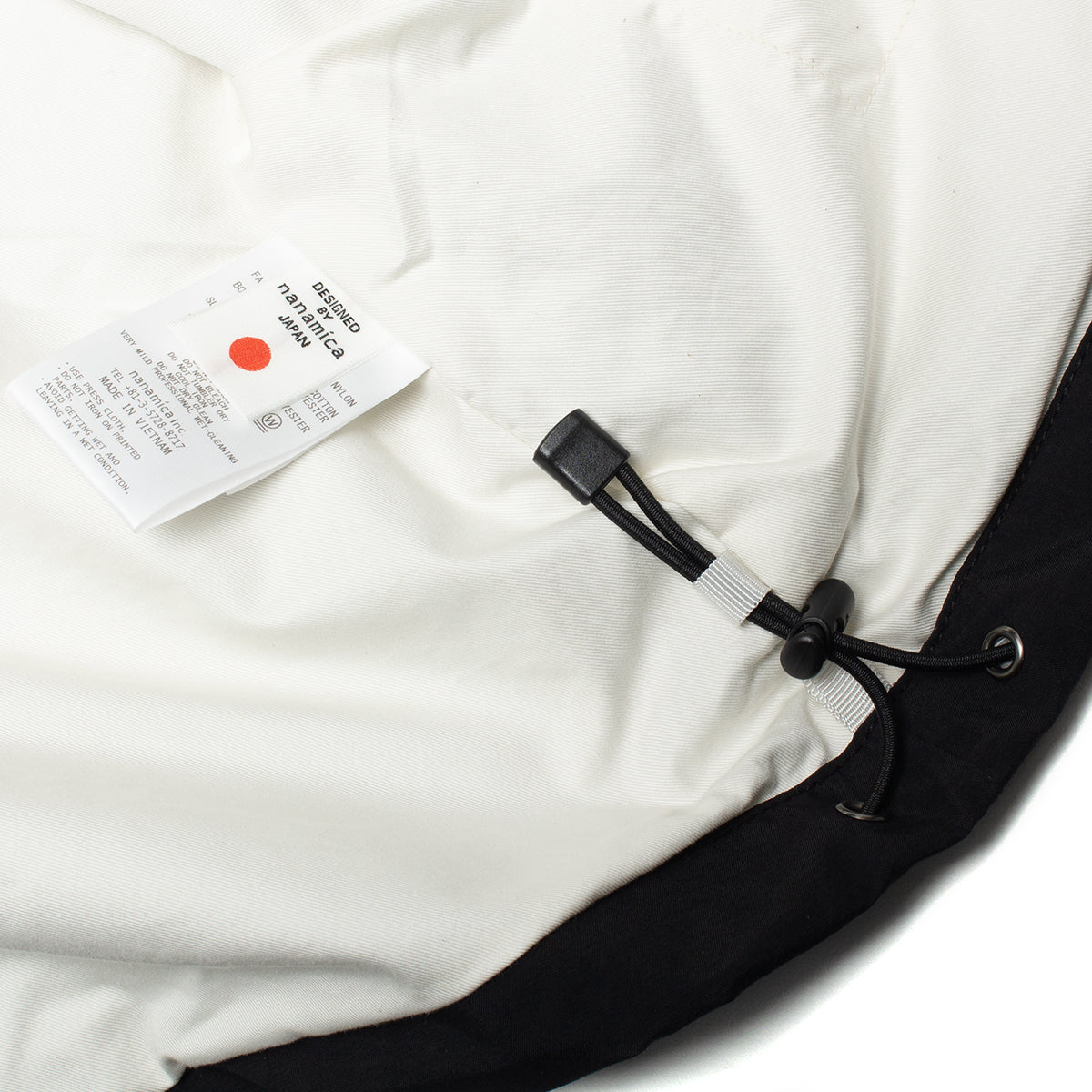 Nanamica - 2L Nylon Gore-Tex Cruiser Jacket
Style # S25FA044U
Color : Black