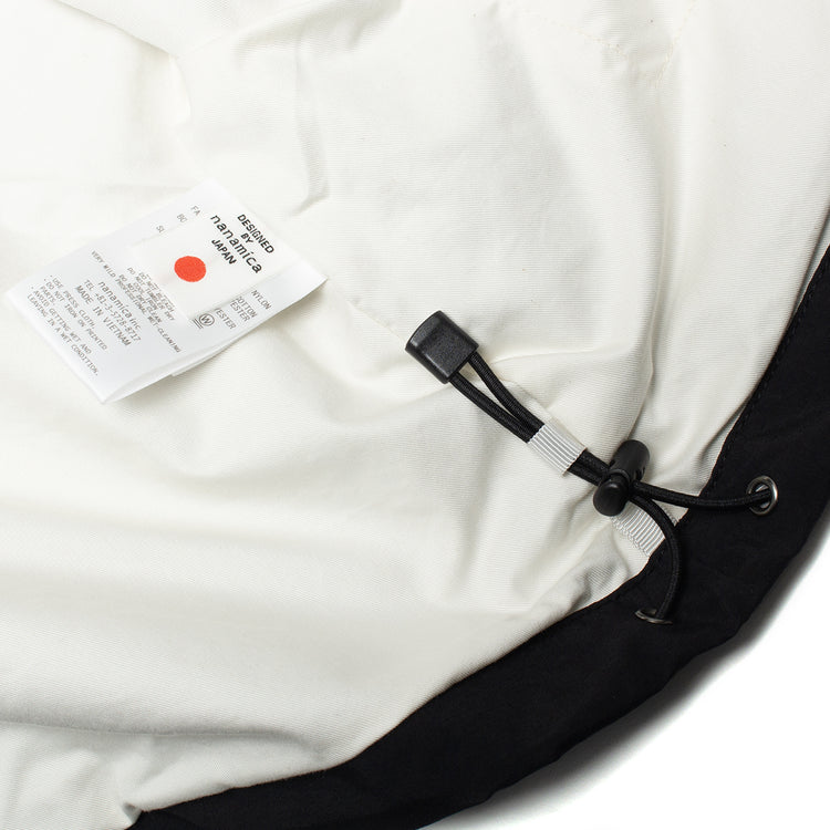 Nanamica - 2L Nylon Gore-Tex Cruiser Jacket
Style # S25FA044U
Color : Black