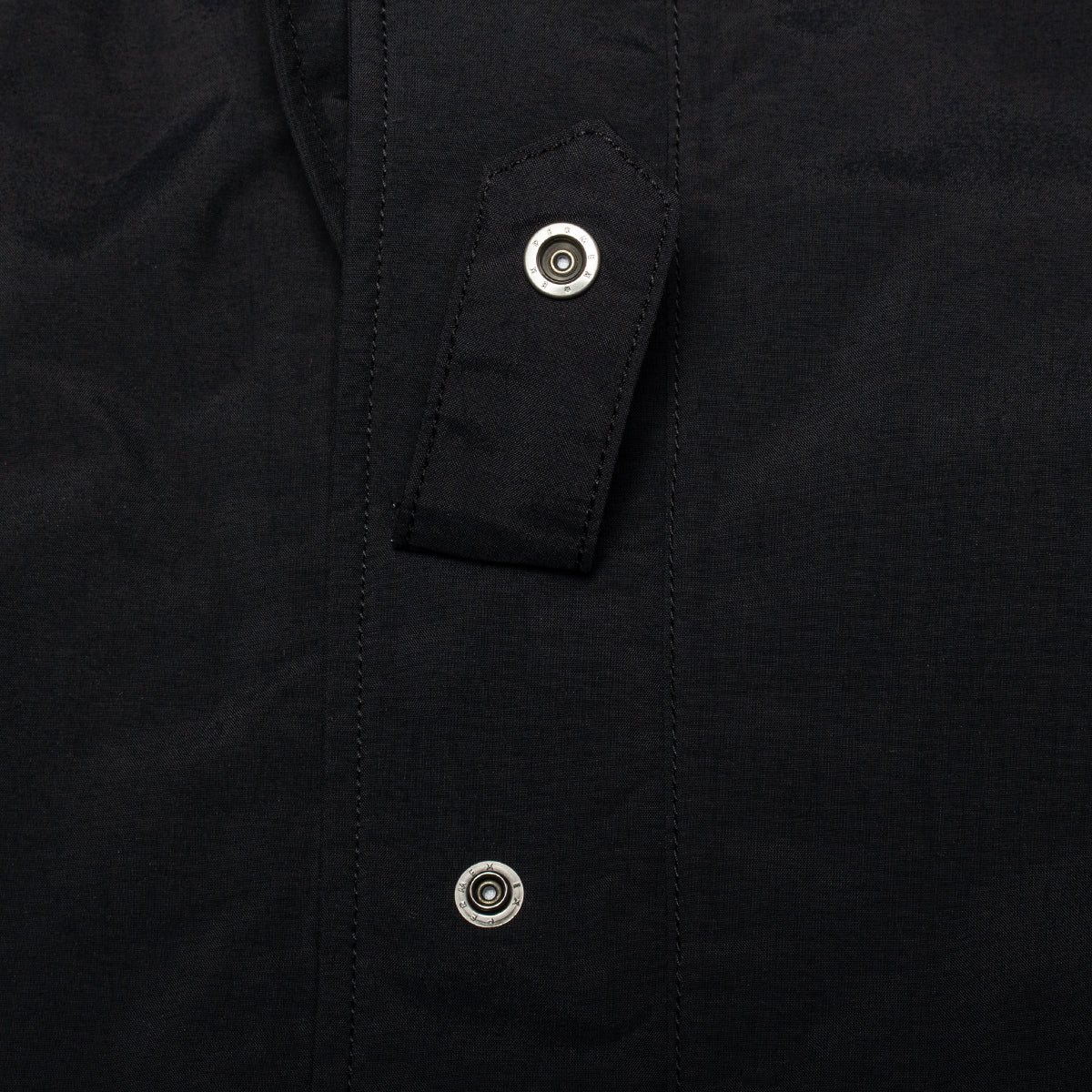 Nanamica - 2L Nylon Gore-Tex Cruiser Jacket
Style # S25FA044U
Color : Black