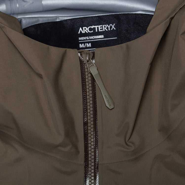 Arc'teryx - Beta Jacket
Style # X000010868
Color : Mongoose