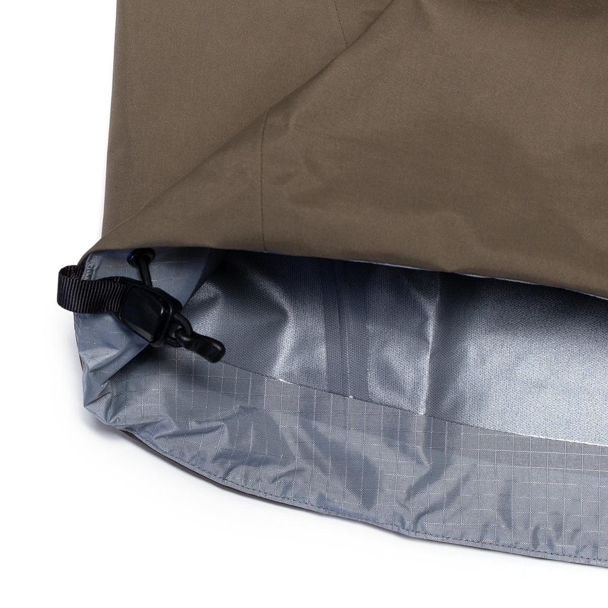 Arc'teryx - Beta Jacket
Style # X000010868
Color : Mongoose