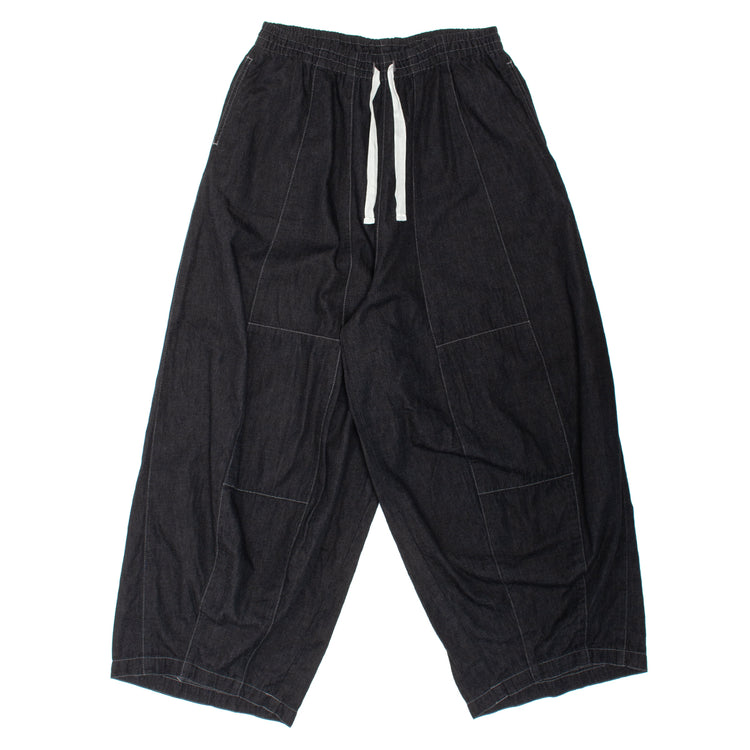 Needles - Women's H.D. Denim Pant
Style # TY211
Color : Black
