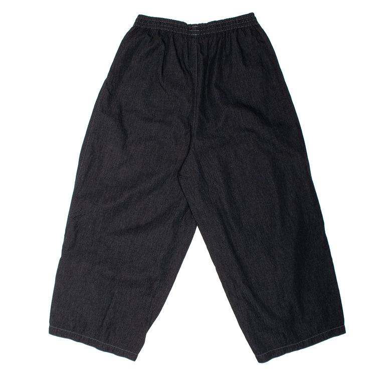 Needles - Women's H.D. Denim Pant
Style # TY211
Color : Black