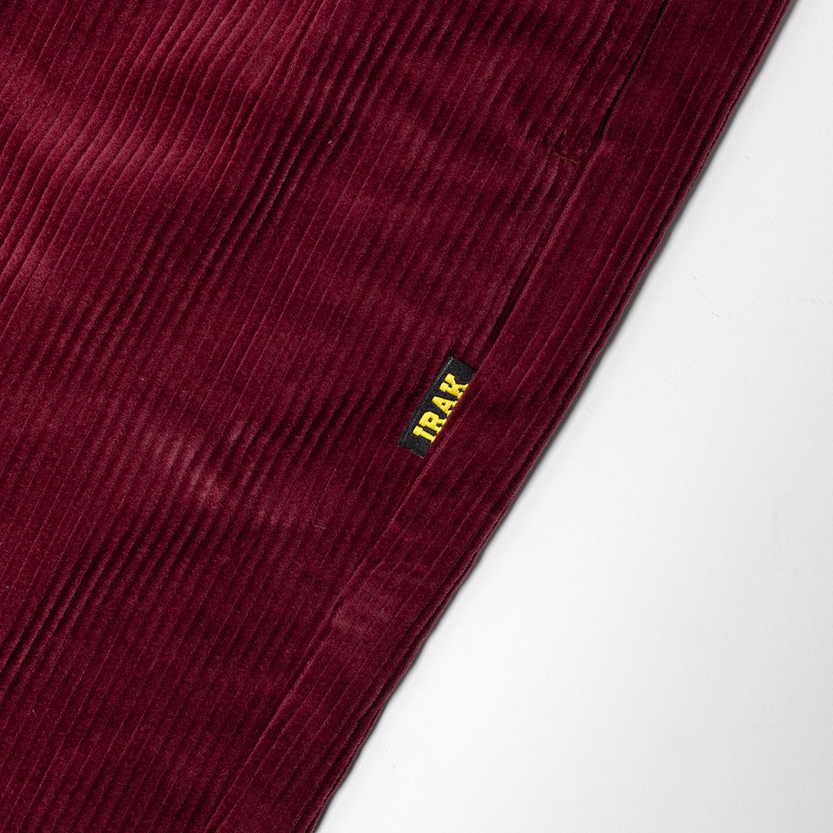 Converse x IRAK - Corduroy Pants
Style # 10027811-A01
Color : Dark Burgundy