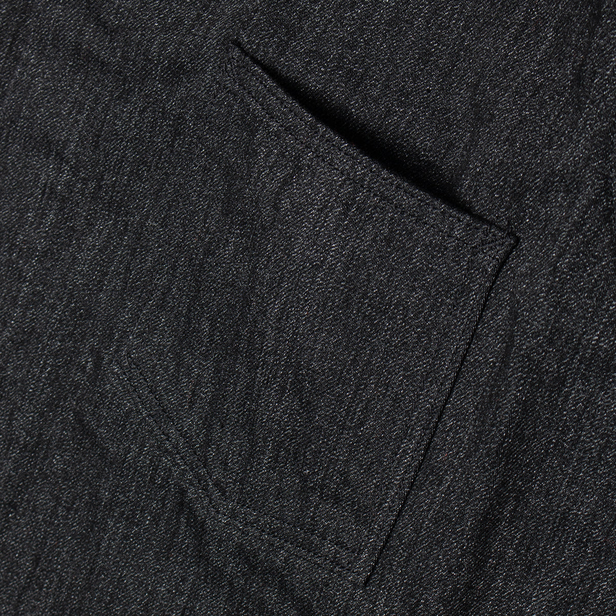 Nanamica - Short Denim Jacket
Style # S25SA081U
Color : Black