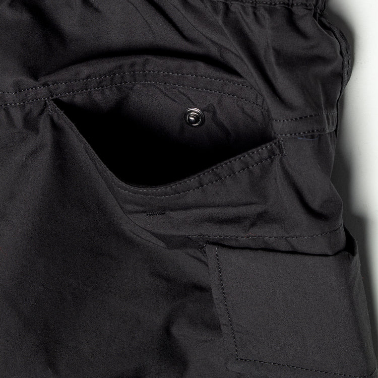 Nanamica - Cargo Deck Pants
Style # S25SC006U
Color : Black