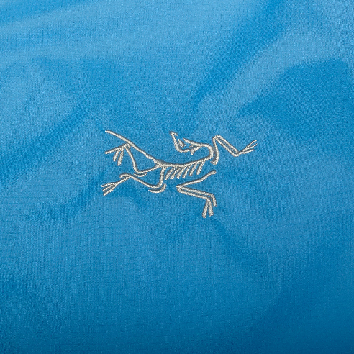 Arcteryx - Atom Hoody
Style # X000009556
Color : Aquaculture
