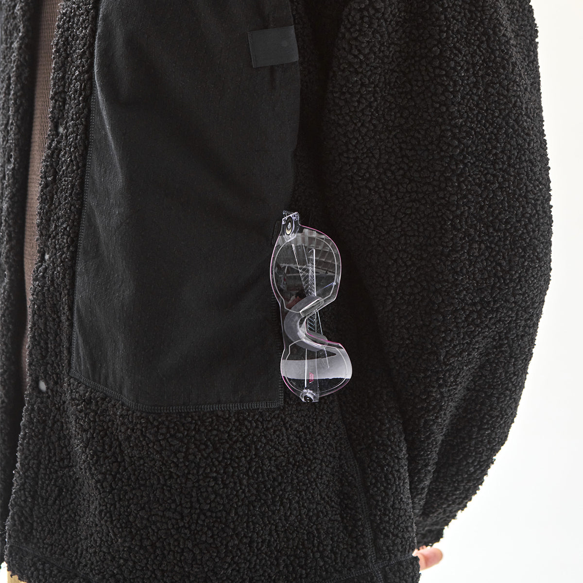 Earth Studies - Field Shirt
Style # MS-105PA
Color : Anthracite