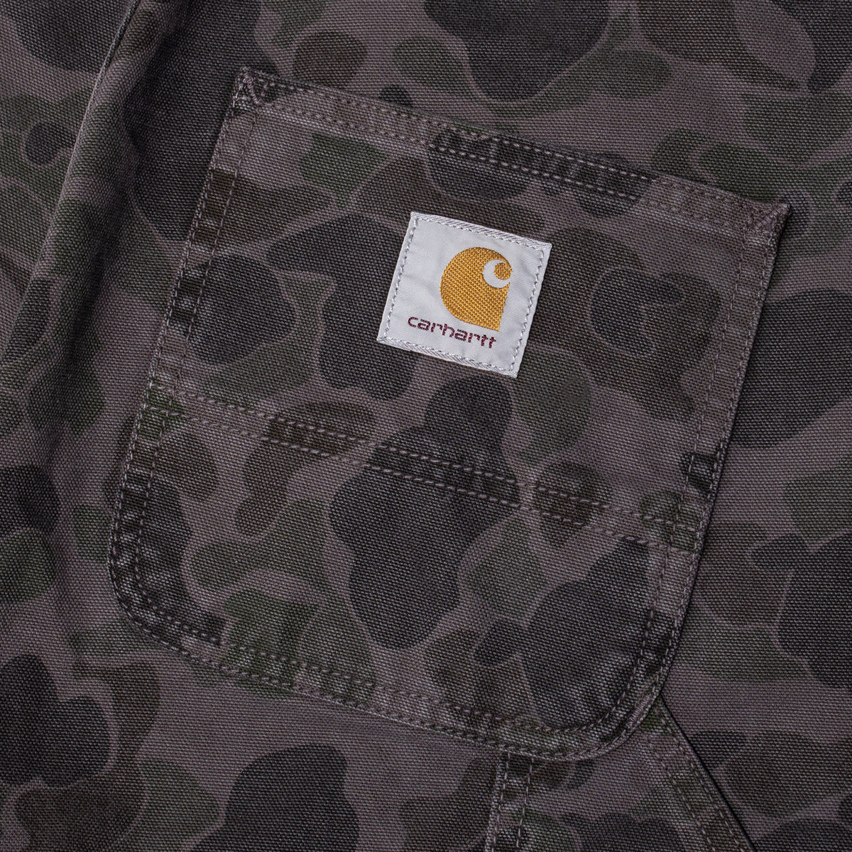 Carhartt WIP | Duck Single Knee Pant - Dearborn Canvas
Style # I033896-2MR
Color : Camo Duck / Green / Graphite