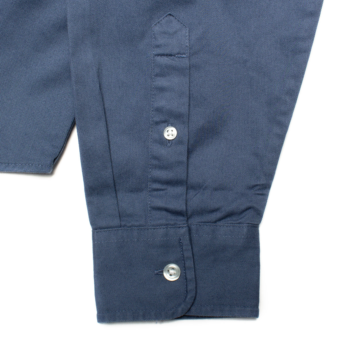 Carhartt WIP | Madison L/S Shirt
Style # I023339-2E3
Color : Positano / Wax