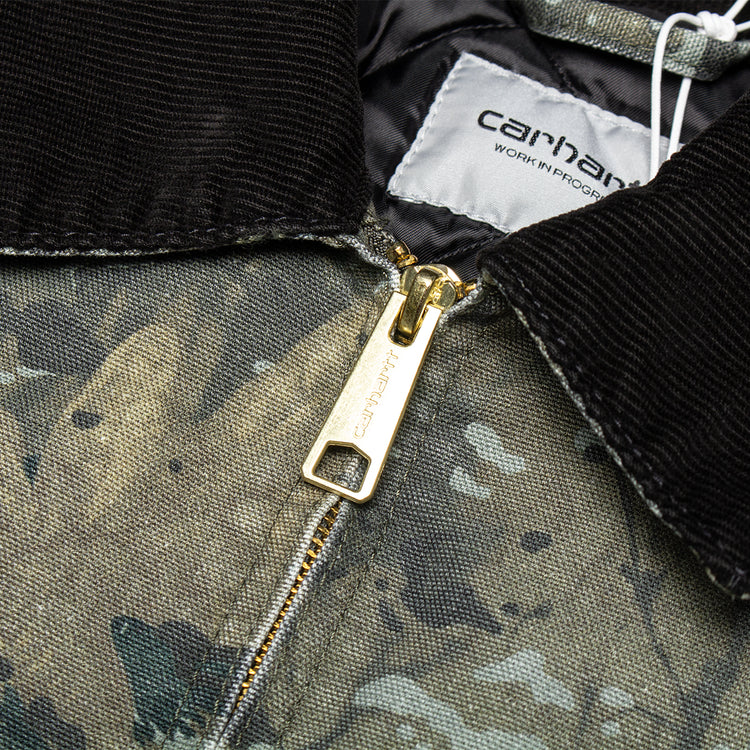 Carhartt WIP - OG Detroit Jacket
Style # I035614-3BL
Color : Green / Black Camo Combi (Stone Washed)