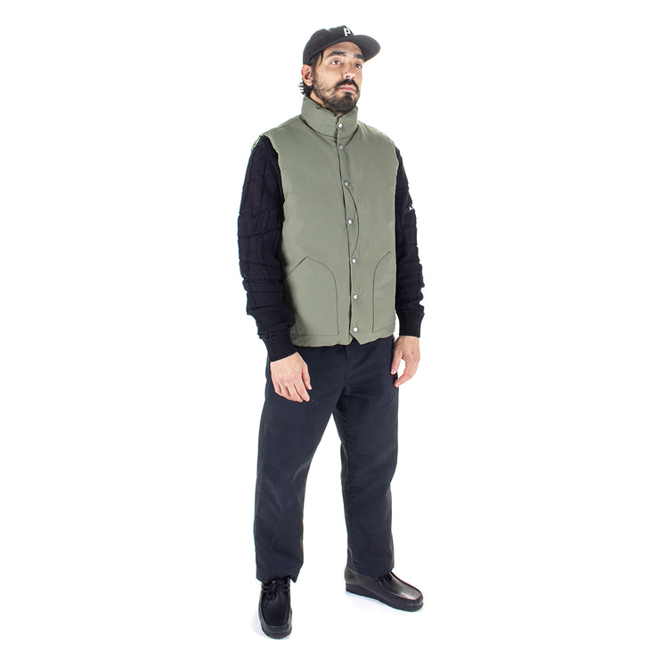 Pop Trading Company | Quilted Reversible Vest
Color : Four Leaf Clover / Weeping Willow