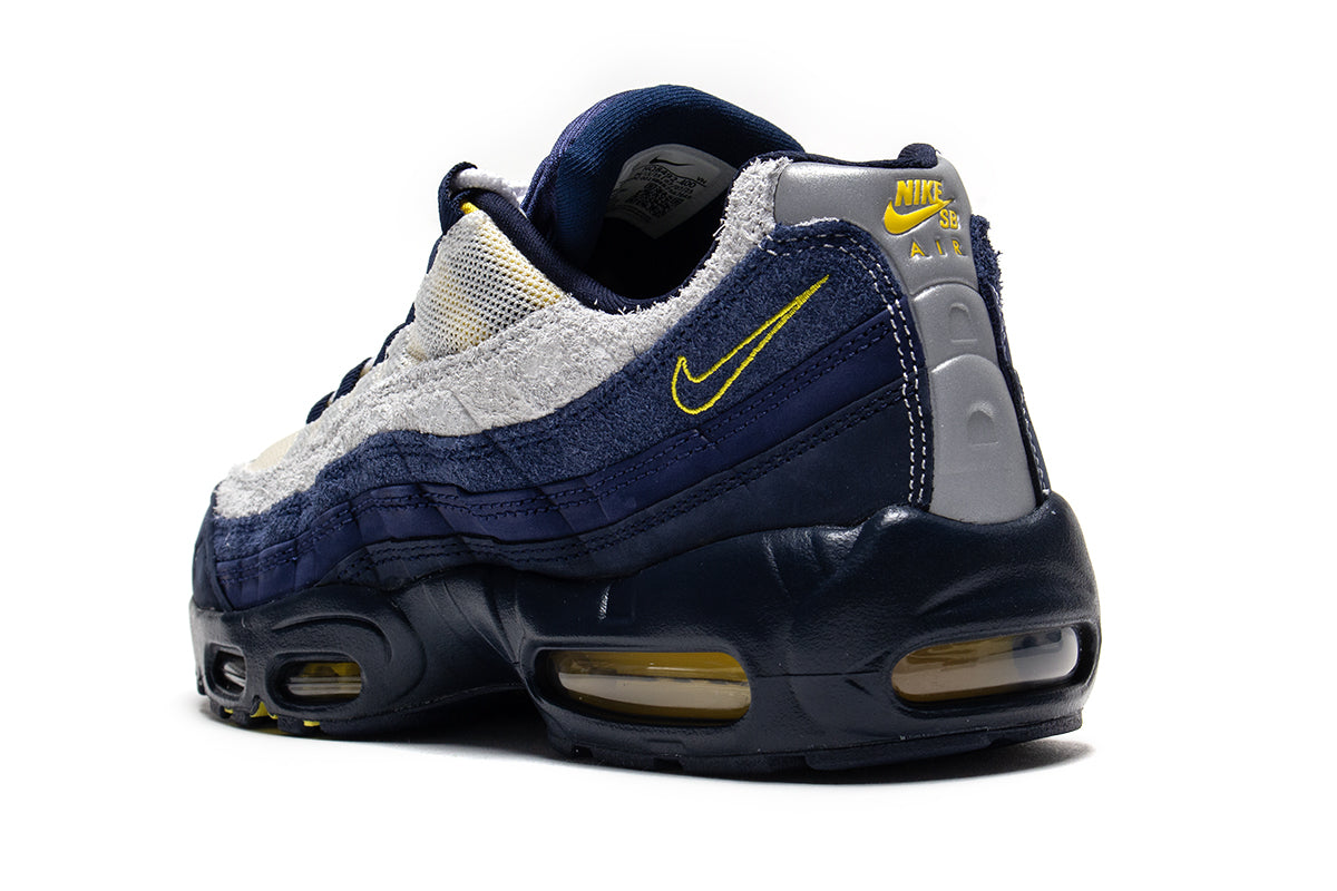 Nike SB - Air Max 95 x Eric Koston
Style # HQ8492-400
Color : Obsidian / Speed Yellow / Midnight Navy