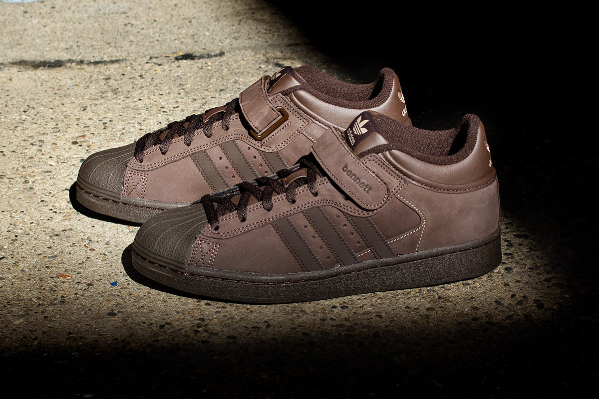 Adidas | Pro Shell x Niels Bennett
Style # IH3411
Color : Brown / Dark Brown