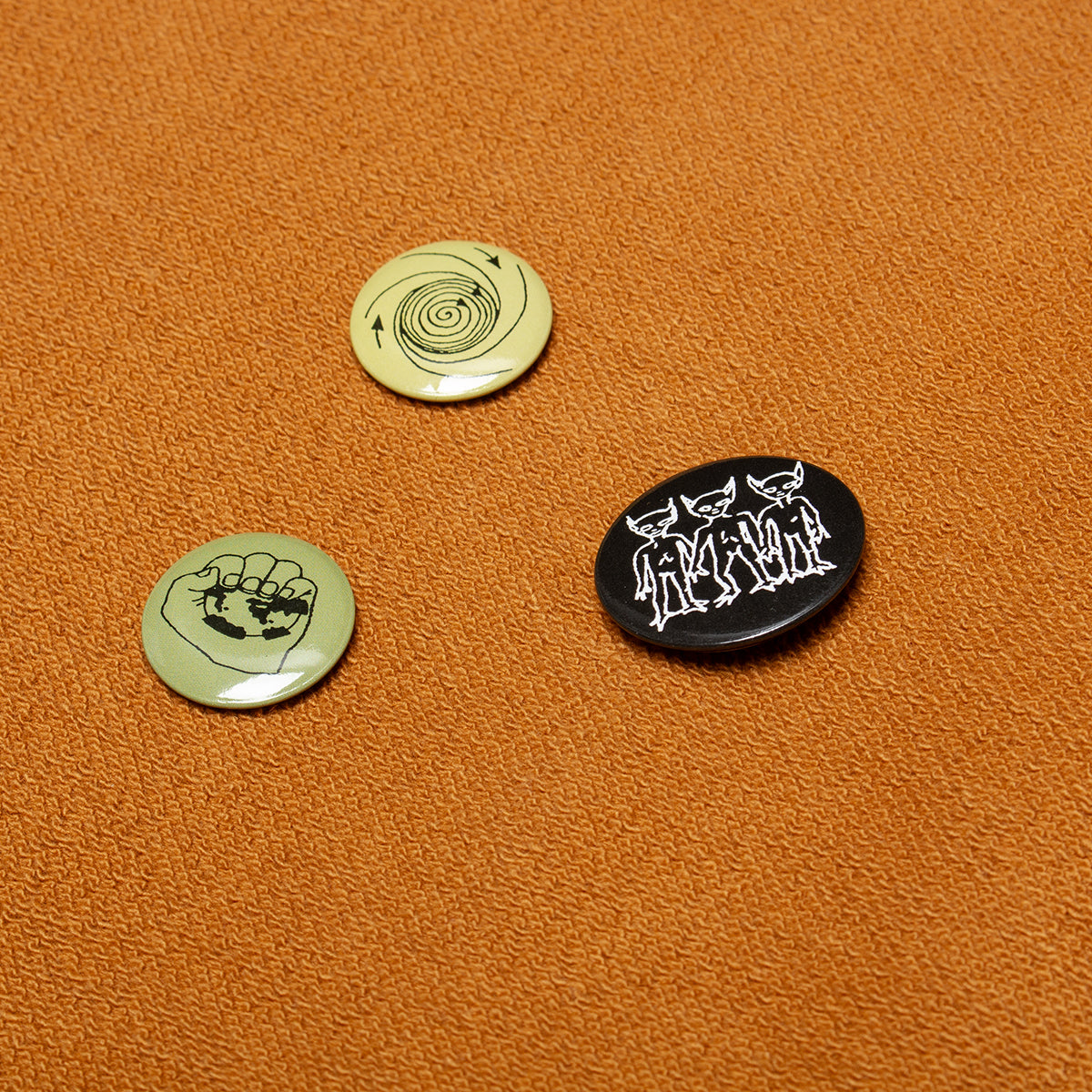 Brain Dead - Gargoyle Crewneck
Color : Light Brown