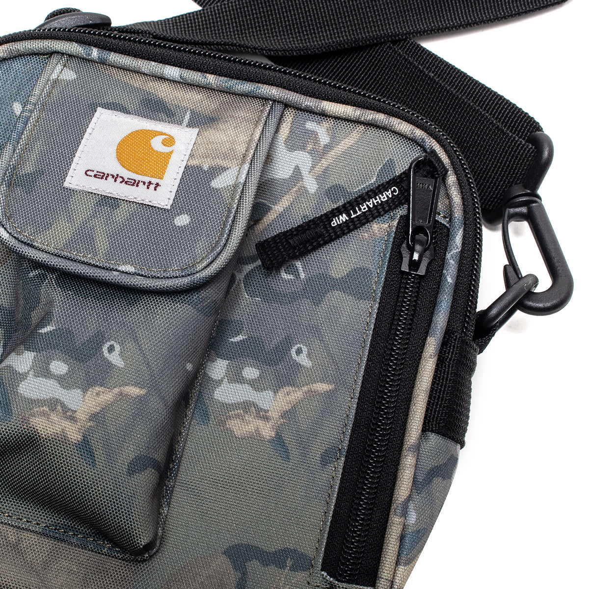 Carhartt WIP - Essentials Bag
Style # I031470-38T
Color : Camo Combi / Green