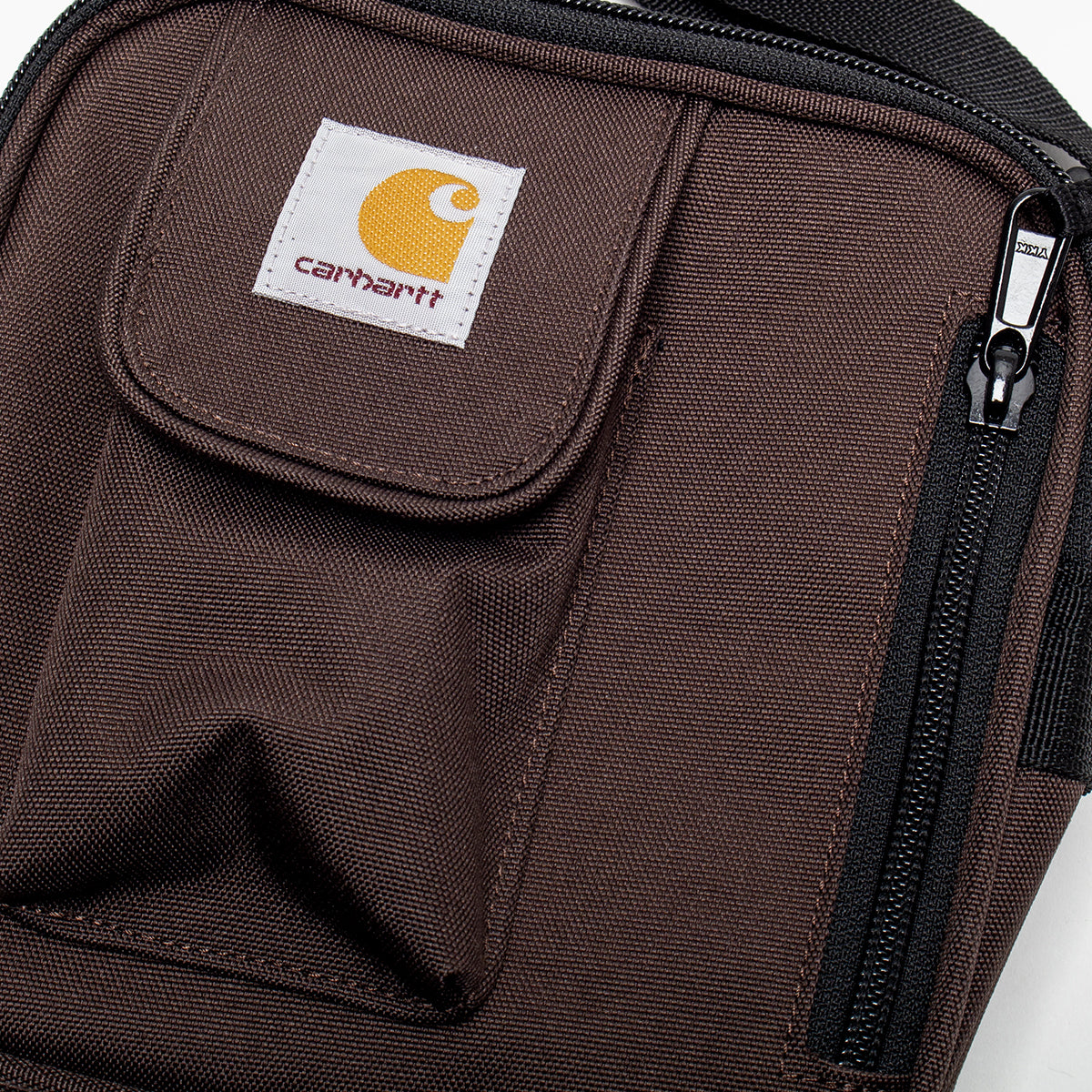 Carhartt WIP - Essentials Bag
Style # I031470-33H
Color : Palisander