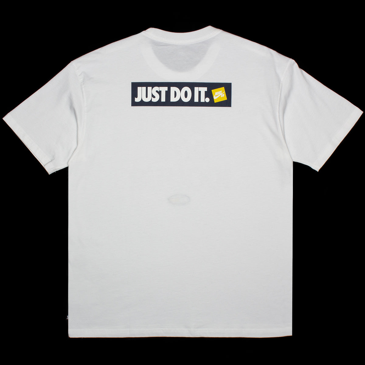 Nike SB - Max90 Koston T-Shirt
Style # HV2199-100
Color : White