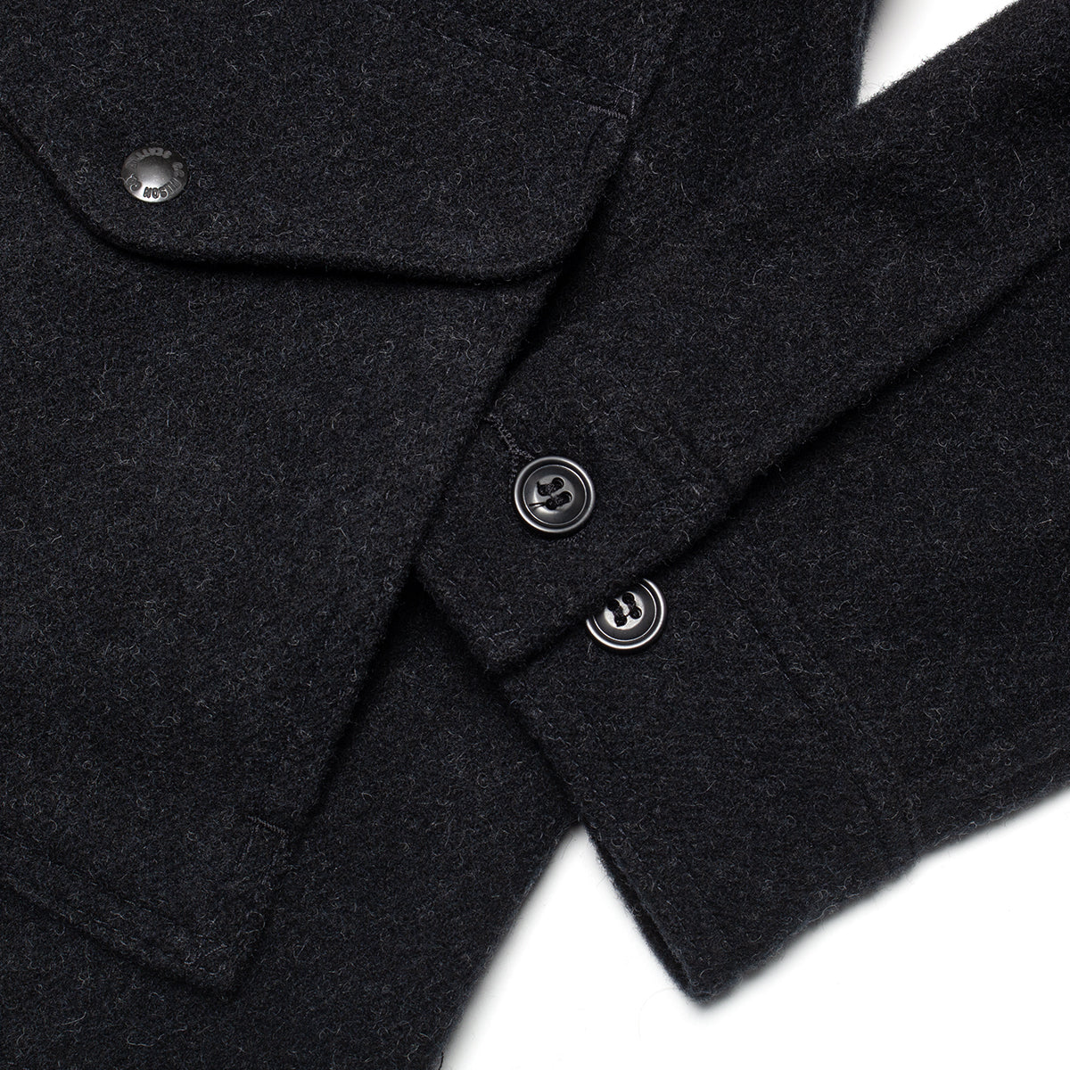 Filson - Mackinaw Wool Cruiser Jacket
Style # F1420484768
Color : Charcoal