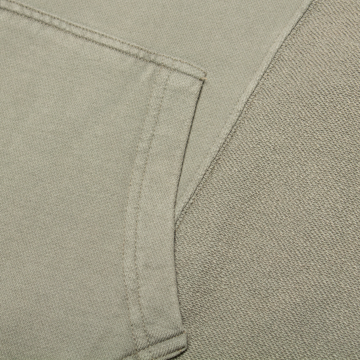 Brain Dead - Mendoza Cropped Hoodie
Color : Cement