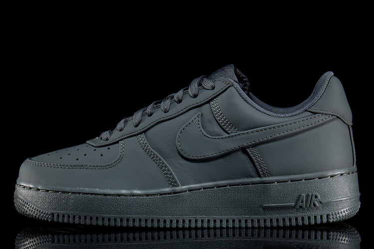 Nike - Air Force 1 Low Retro Premium
Style # IM3078-002
Color : Bomber Grey