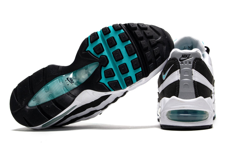 Nike - Air Max 95 OG
Style # IM7409-100
Color : White / Hyper Jade / Black / Metallic Silver