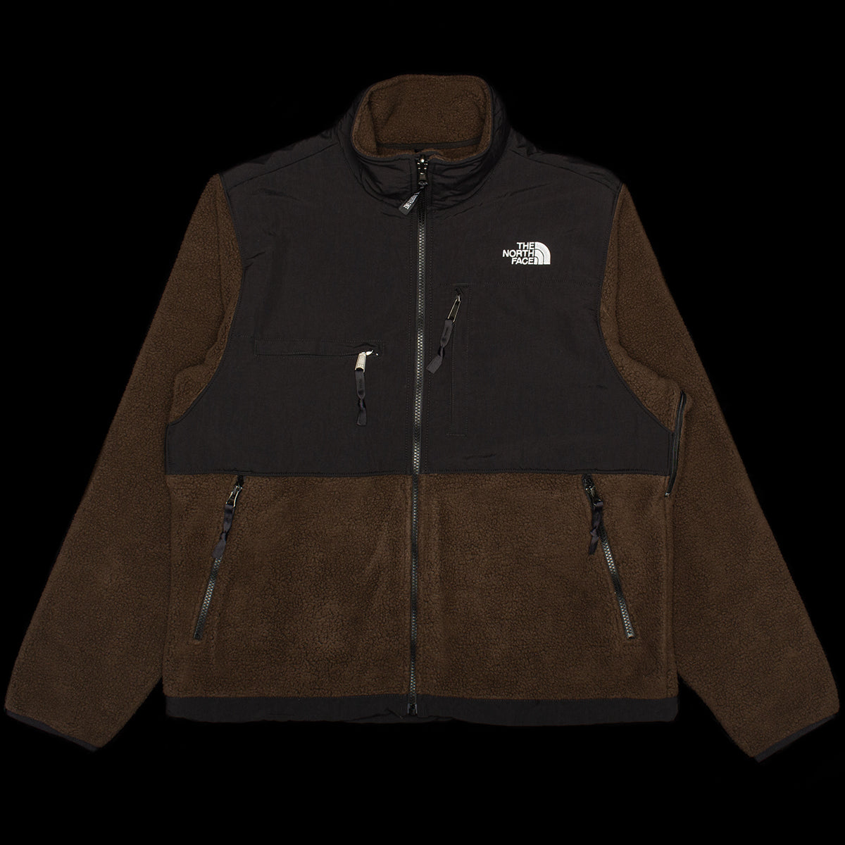 The North Face - Retro Denali Jacket
Style # NF0A88XHRM11
Color : Chestnut / TNF Black