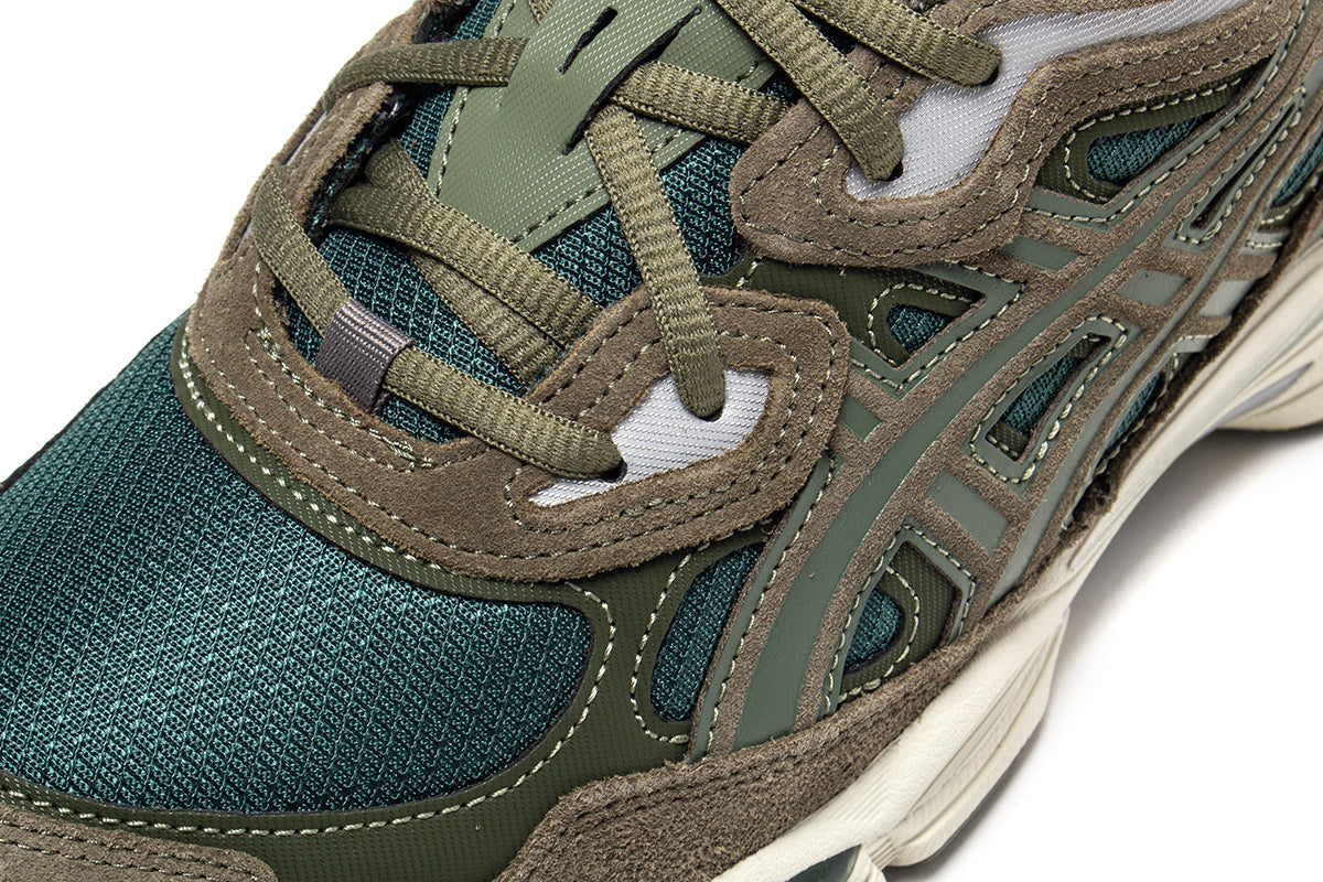 Asics - Gel-NYC
Style # 1203A739.300
Color : Grove / Olive Canvas