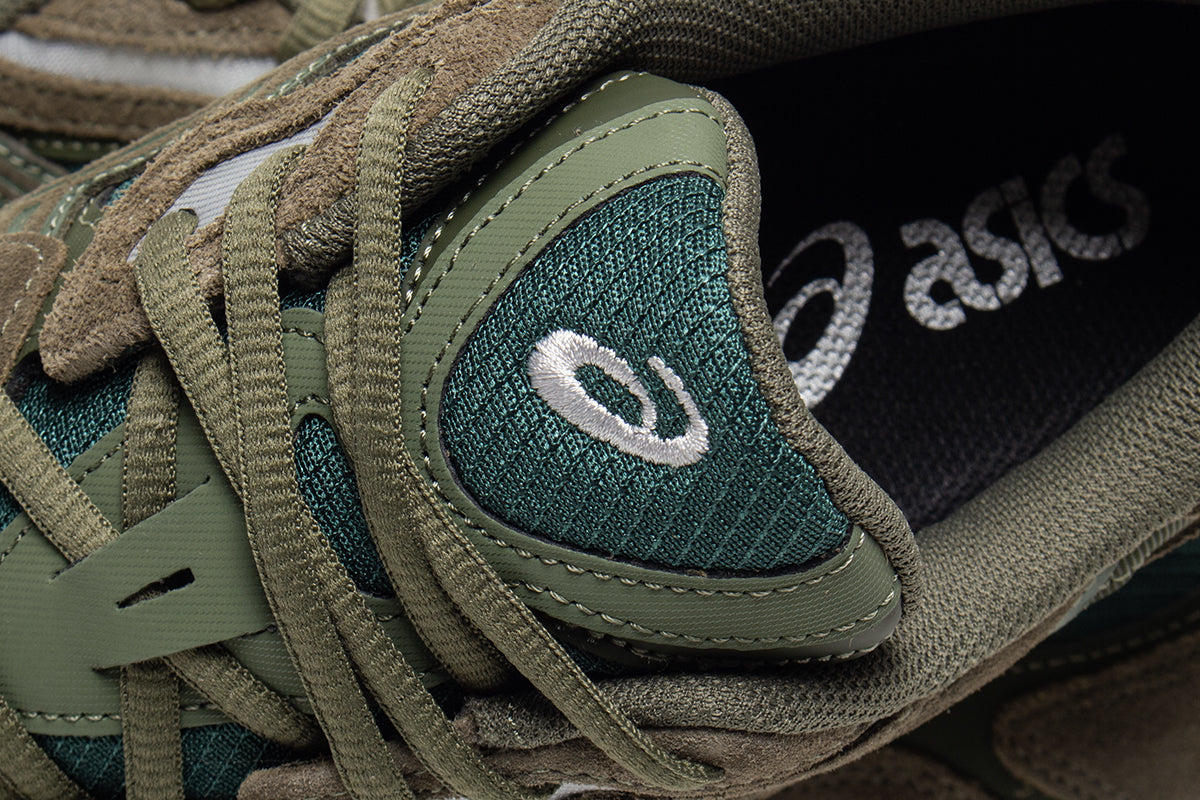 Asics - Gel-NYC
Style # 1203A739.300
Color : Grove / Olive Canvas