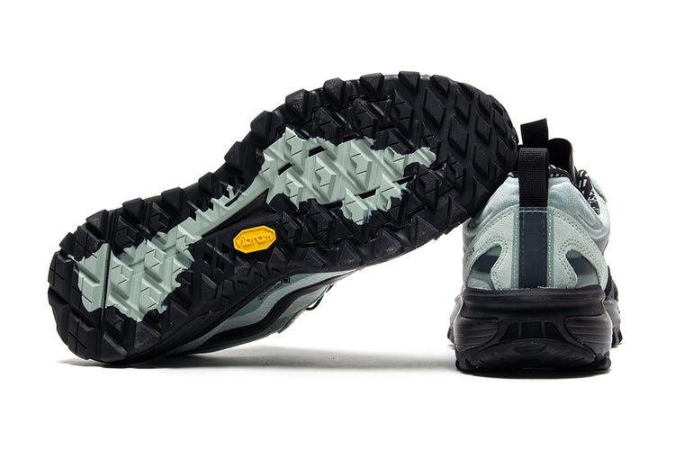 Vans - Crosspath XC Gore-Tex MTE
Style # VN000DAMRMO1
Color : Black / Dusty Olive