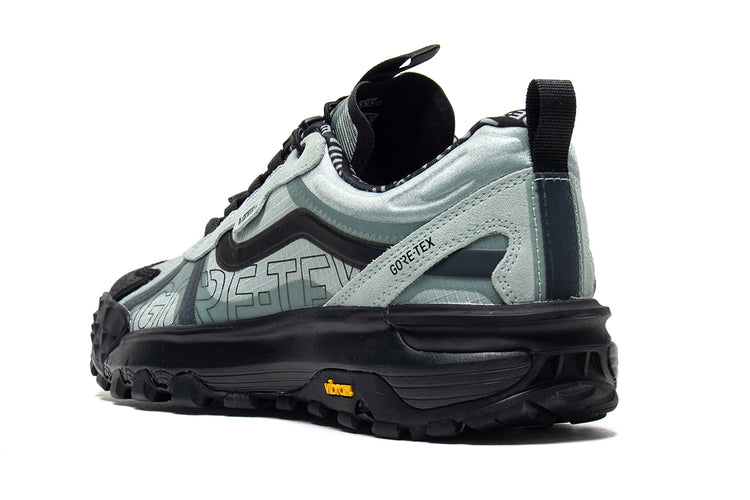 Vans - Crosspath XC Gore-Tex MTE
Style # VN000DAMRMO1
Color : Black / Dusty Olive