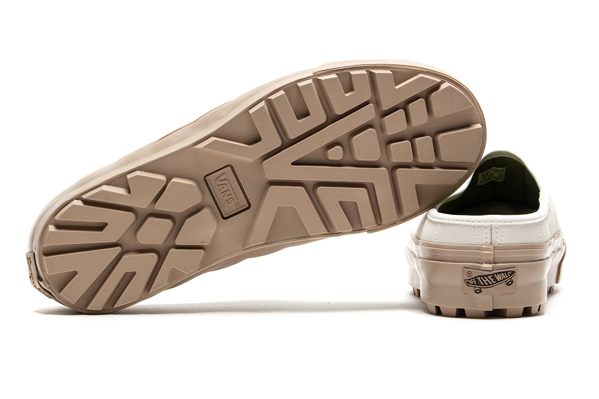 Vans OTW - LX Mule Style 17
Style # VN000DAEC9F1
Color : Egret