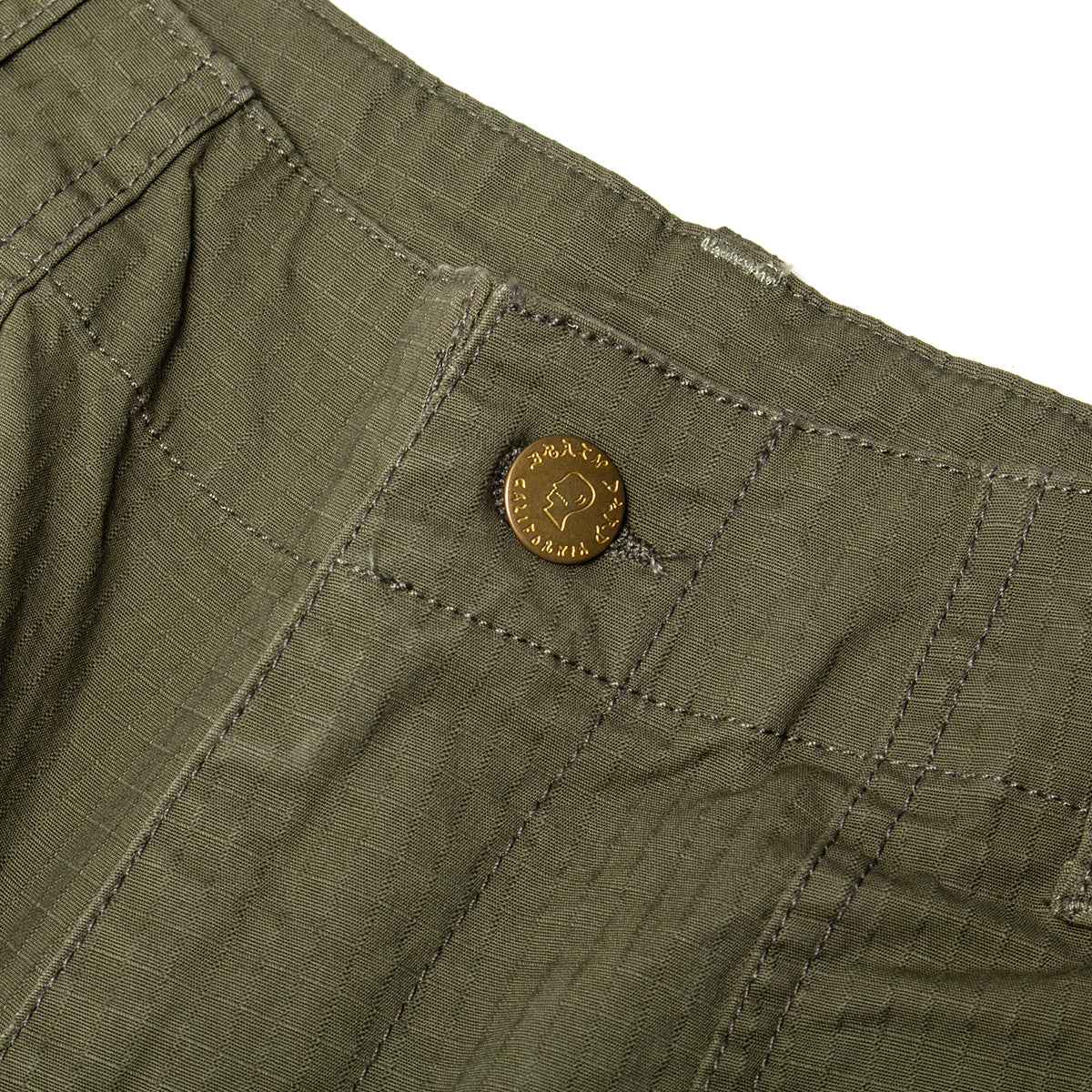 Brain Dead - Equipment Fatigue Pant
Color : Olive