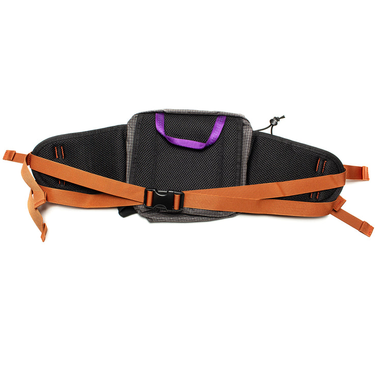 Brain Dead - Equipment Hip Bag
Color : Pink