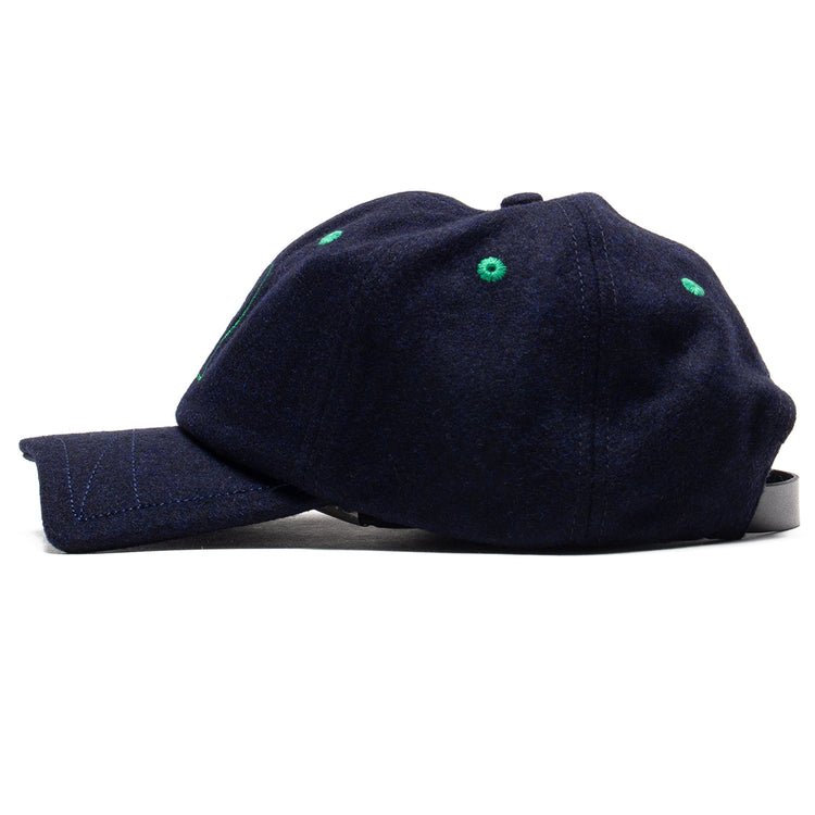 Brain Dead - Batwing Logohead Flannel Hat
Color : Navy