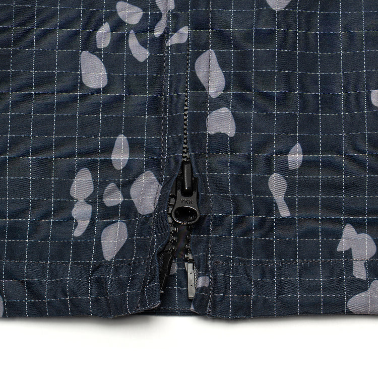 Snow Peak - Reflective Night Camo Jacket
Color : Grey PT