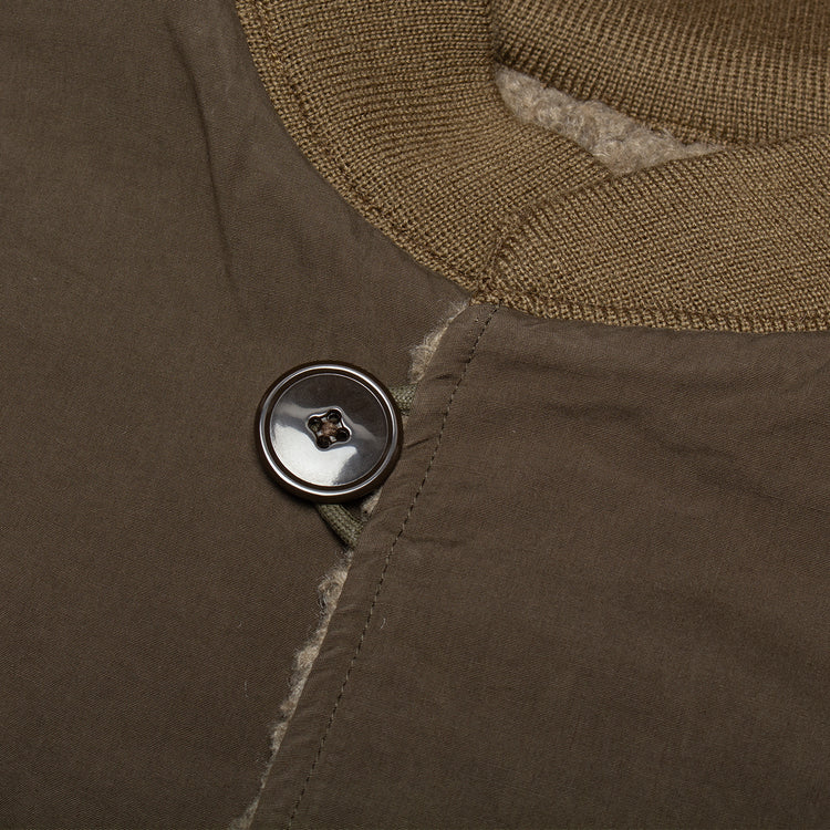 Needles - Deck Jacket
Style # TY169
Color : Olive