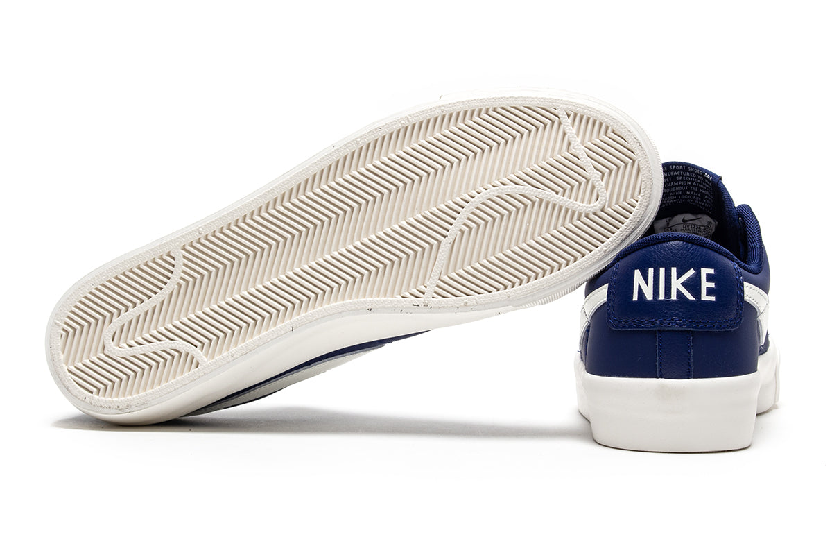 Nike SB - Blazer Low Pro GT
Style # DV1226-400
Color : Blue Void / Sail