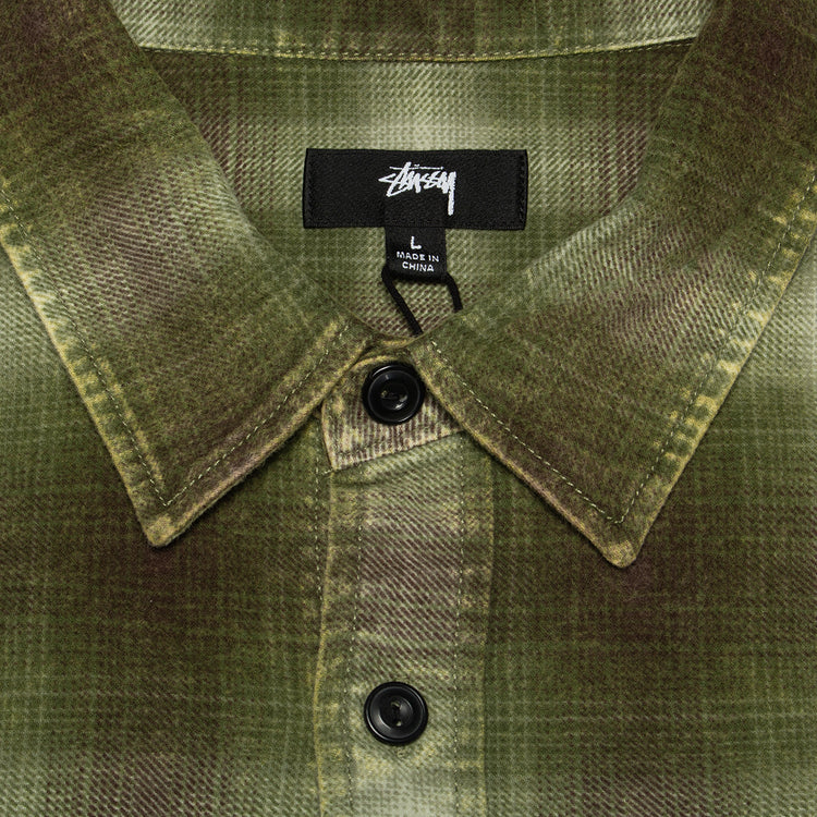 Stussy | Rocco Plaid Shirt
Style # 1110343
Color : Green