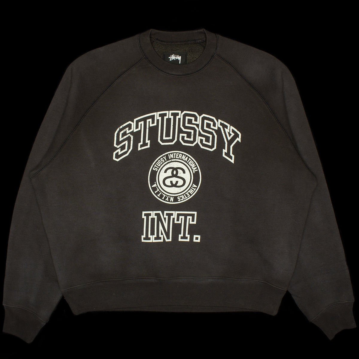 Stussy | Overlock Varsity Raglan Crew
Style # 118564
Color : Washed Black