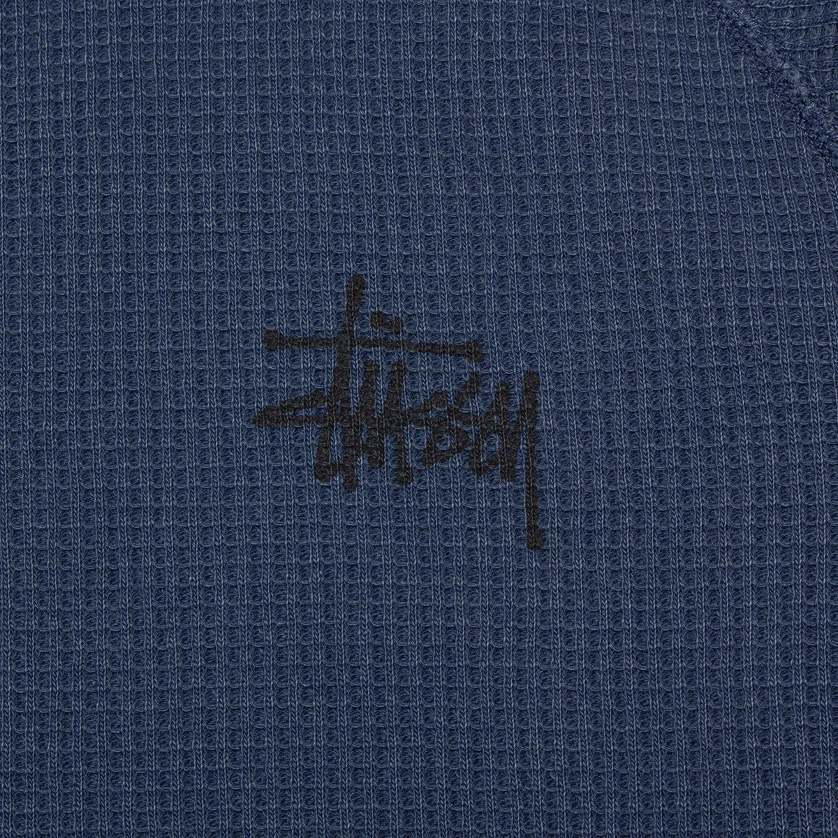 Stussy | Raglan Thermal Basic Stock
Style # 1140356
Color : Blue