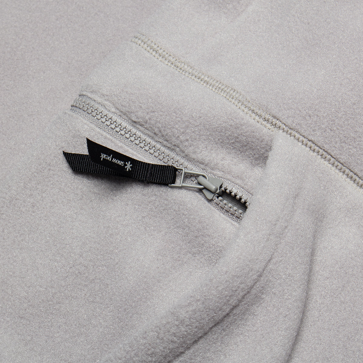 Snow Peak - Water-Repellent Fleece Jacket
Color : Light Grey
