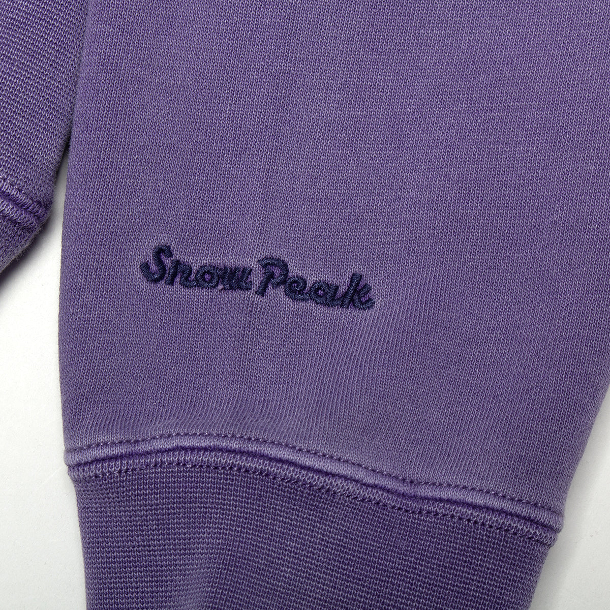Snow Peak - Garment Dyed Pullover
Color : Purple