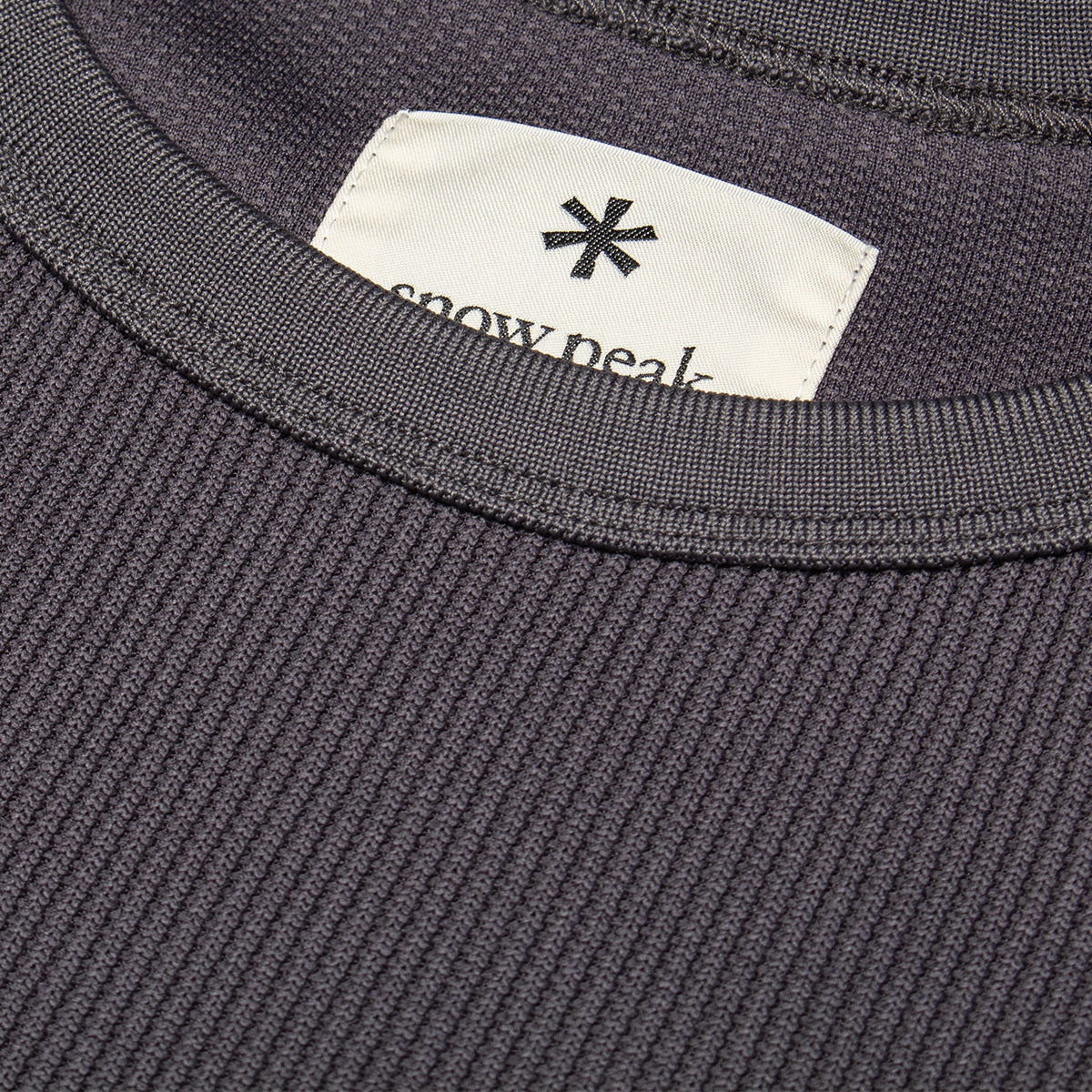 Snow Peak - Dry Thermal L/S Shirt
Color : Charcoal