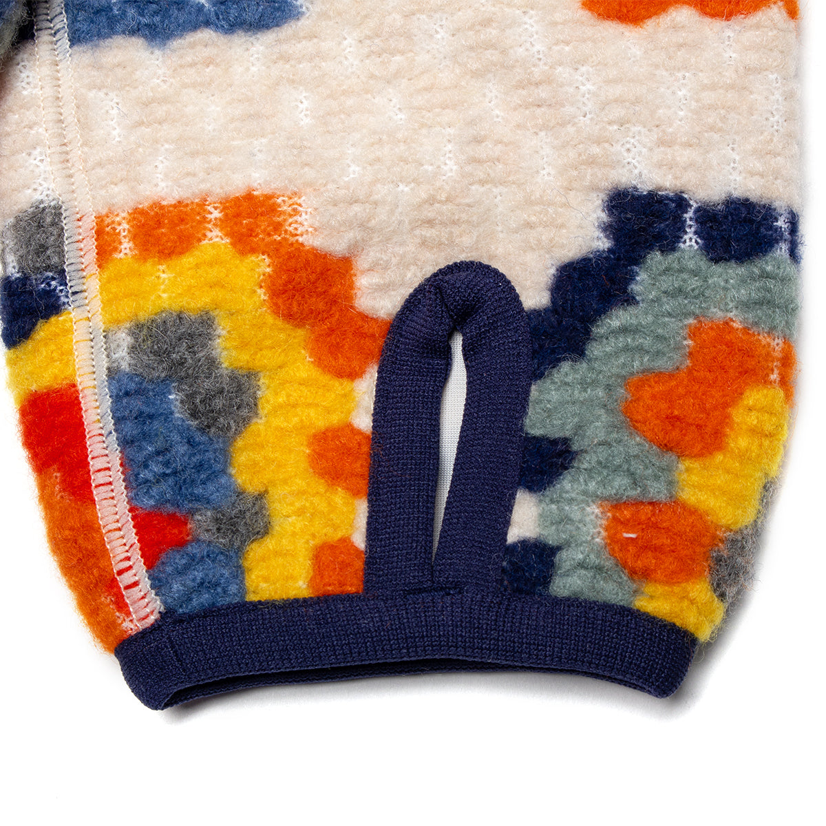 Snow Peak - Wool Jacquard Cardigan
Color : Ivory