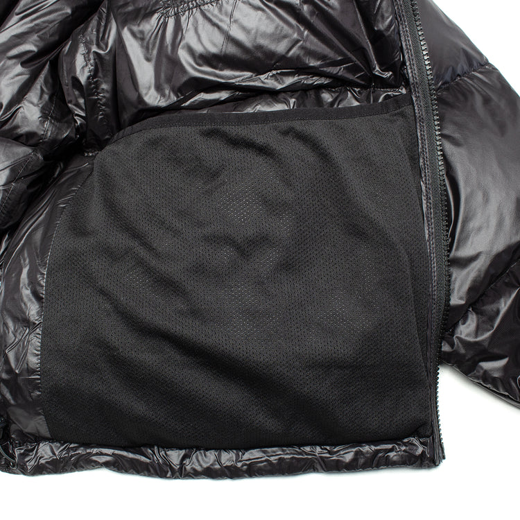 Stussy - Micro Ripstop Down Mock
Style # 115877
Color : Jet Black