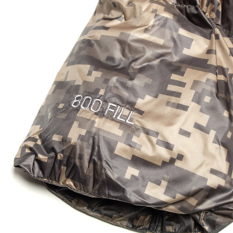 Stussy - Micro Ripstop Down Mock
Style # 115877
Color : Digital Camo