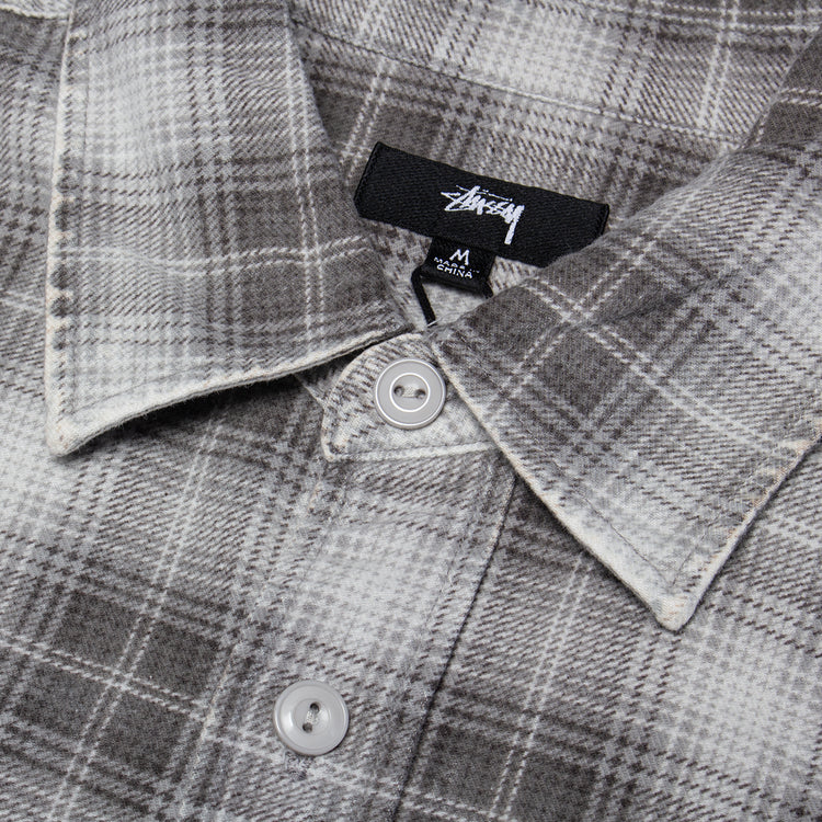 Stussy - Dax Plaid Shirt
Style # 1110375
Color : Grey