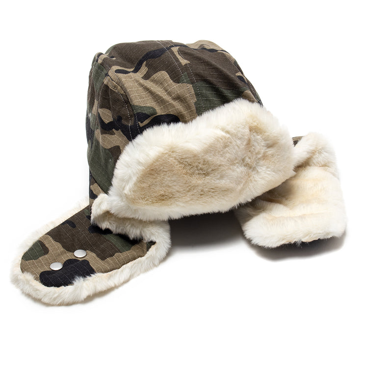 Stussy - Trapper Cap
Style # 1311193
Color : Camo