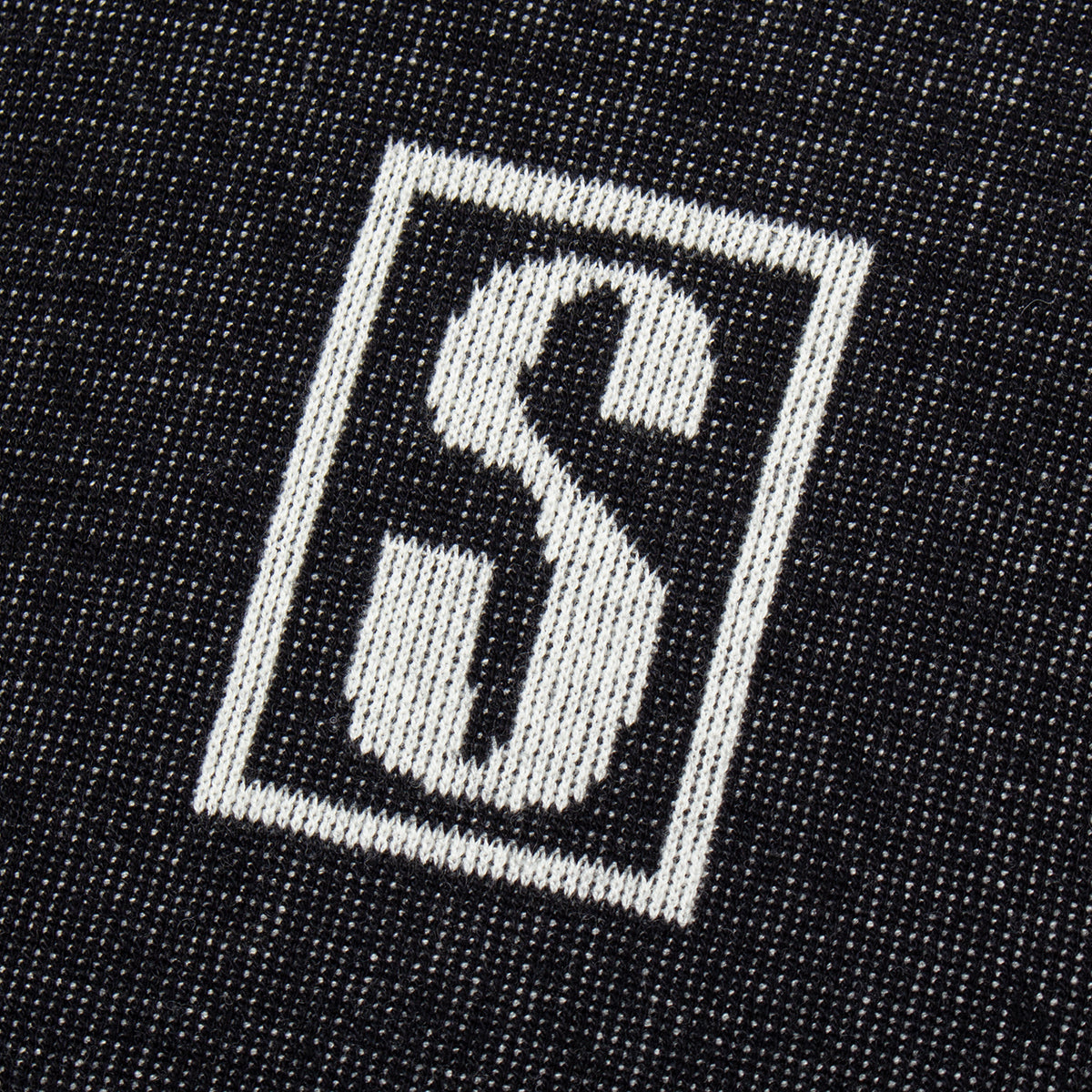 Stussy - Alpine Sweater
Style # 117279
Color : Black